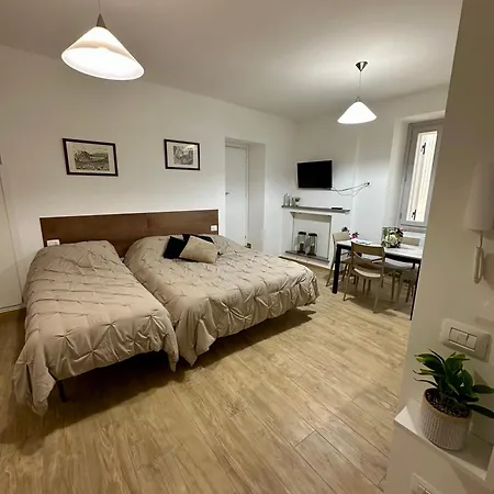 Dimora Del Teatro Appartement *