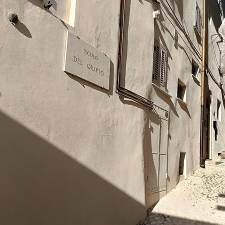 Dimora Del Teatro Appartement