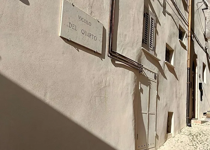 Dimora Del Teatro * Spoleto